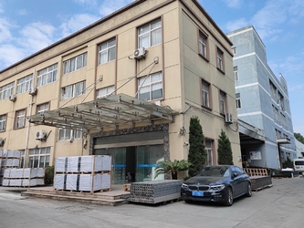 China Tongxiang Dayi Wood & Plastics Co., Ltd. Bedrijfsprofiel
