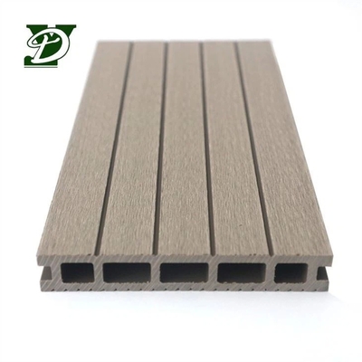 Modern en mode gerecycled materiaal Outdoor WPC -terras