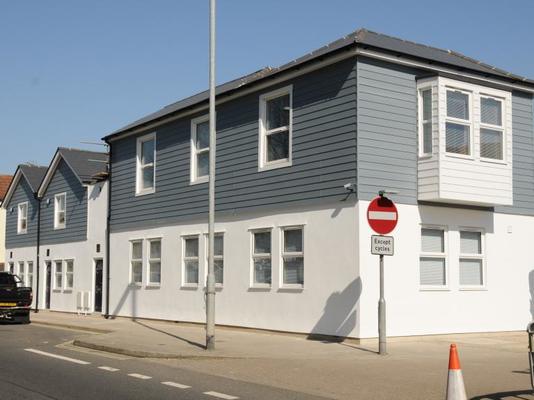 Modern ontwerp Geen verf WPC Buitenwandbekleding Waterdicht